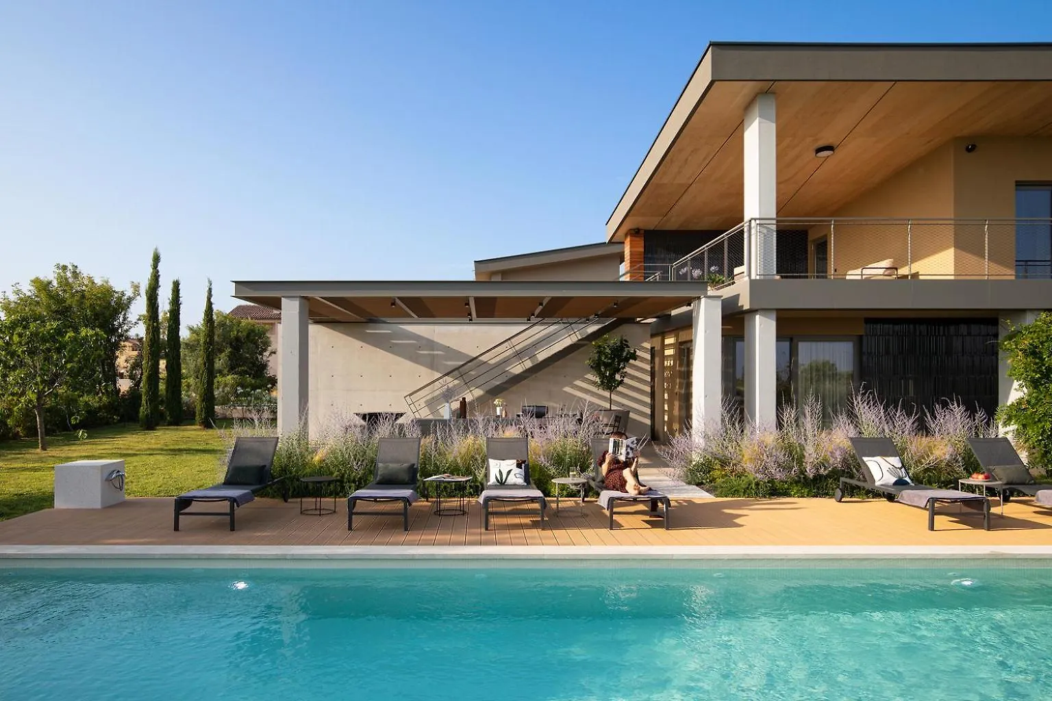 Villa Puerto De Paz For 8 People With 60 M2 Heated Pool, Sea View And Private Mini Golf ボドニャン
