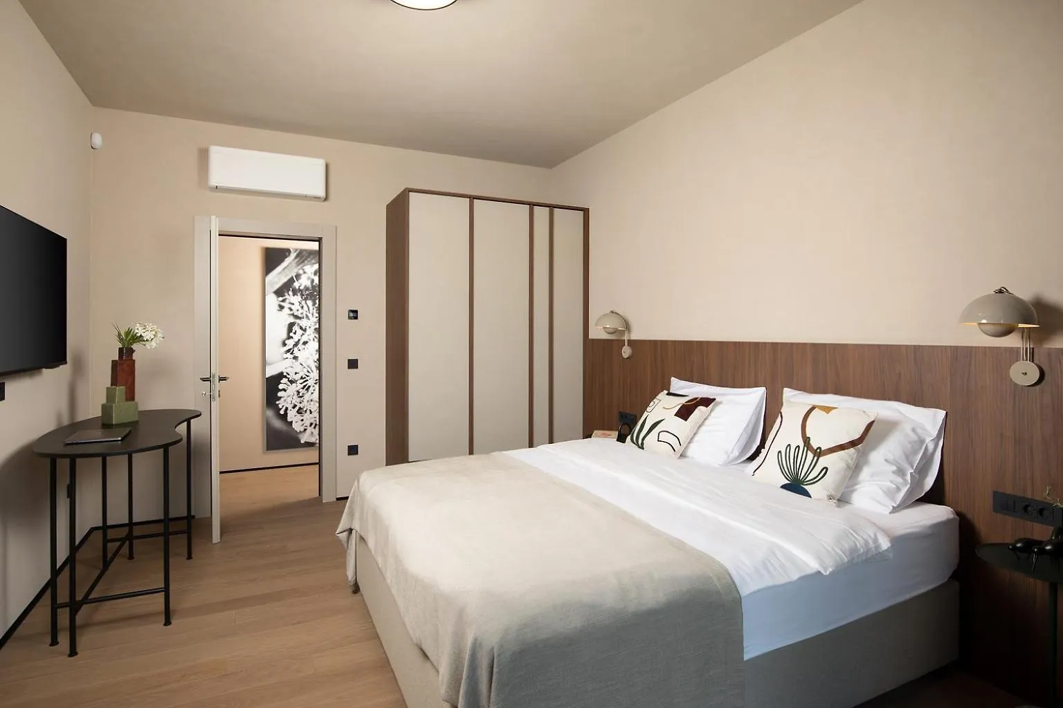 Villa Puerto De Paz For 8 People With 60 M2 Heated Pool, Sea View And Private Mini Golf 沃德年 0*,  克罗地亚