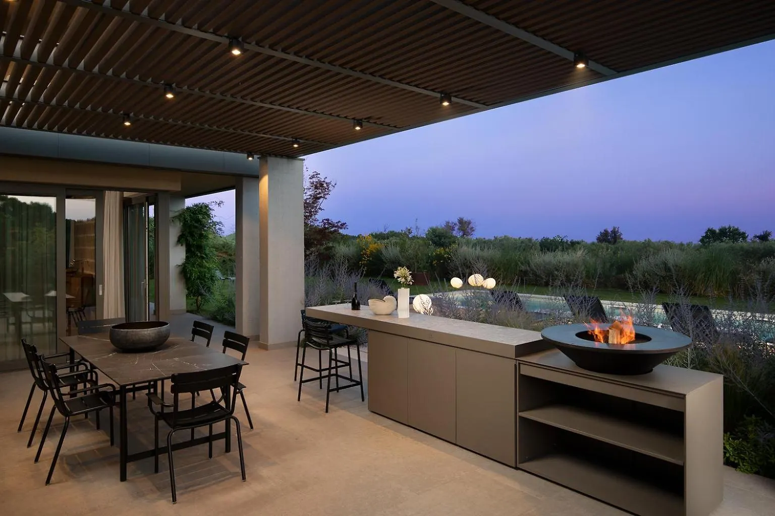 Villa Puerto De Paz For 8 People With 60 M2 Heated Pool, Sea View And Private Mini Golf ボドニャン