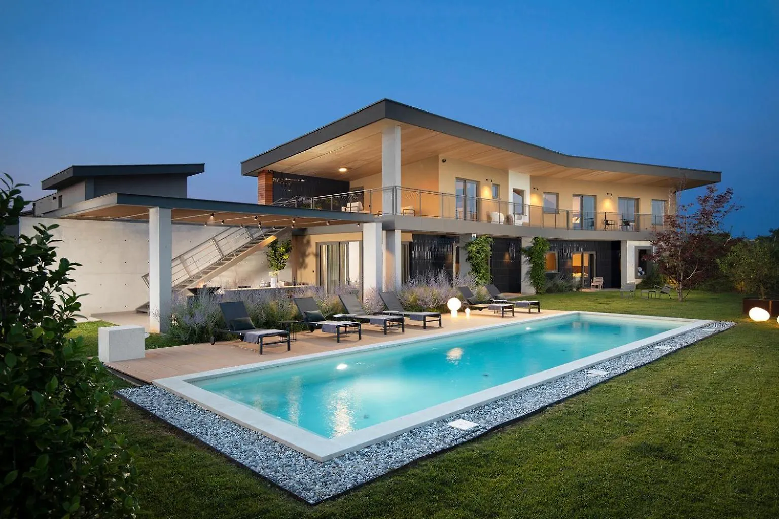 Villa Puerto De Paz For 8 People With 60 M2 Heated Pool, Sea View And Private Mini Golf 沃德年