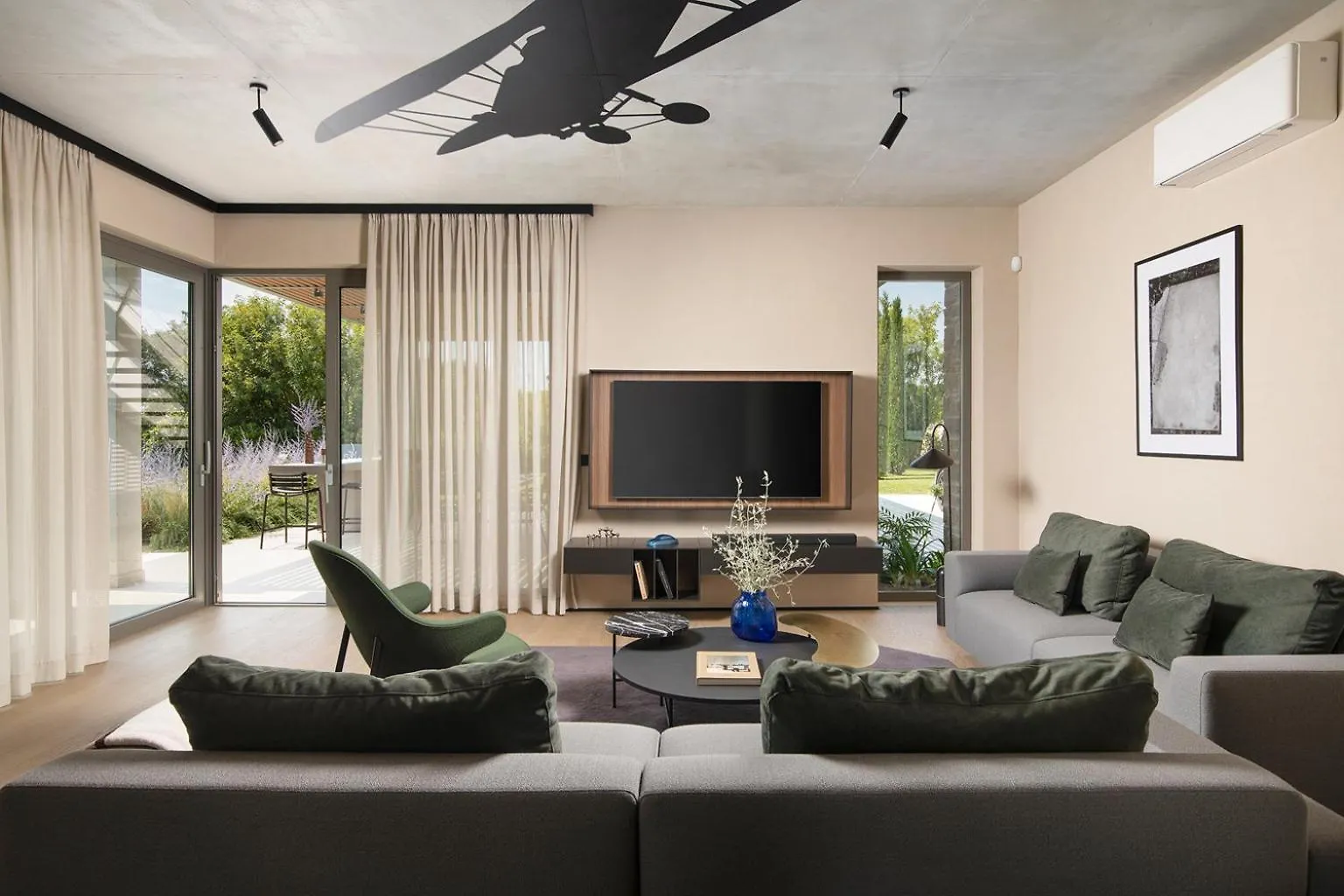 Villa Puerto De Paz For 8 People With 60 M2 Heated Pool, Sea View And Private Mini Golf 沃德年